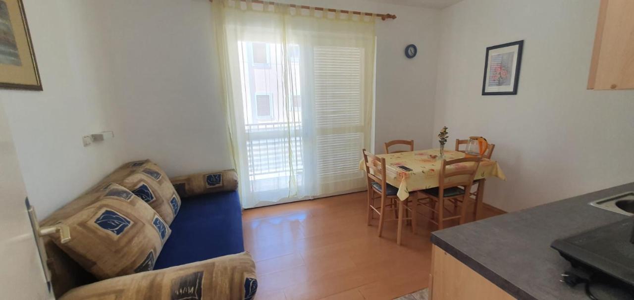 Apartmani Sonia ニヴィーチェ エクステリア 写真