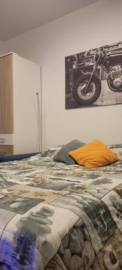 Apartmani Sonia ニヴィーチェ エクステリア 写真